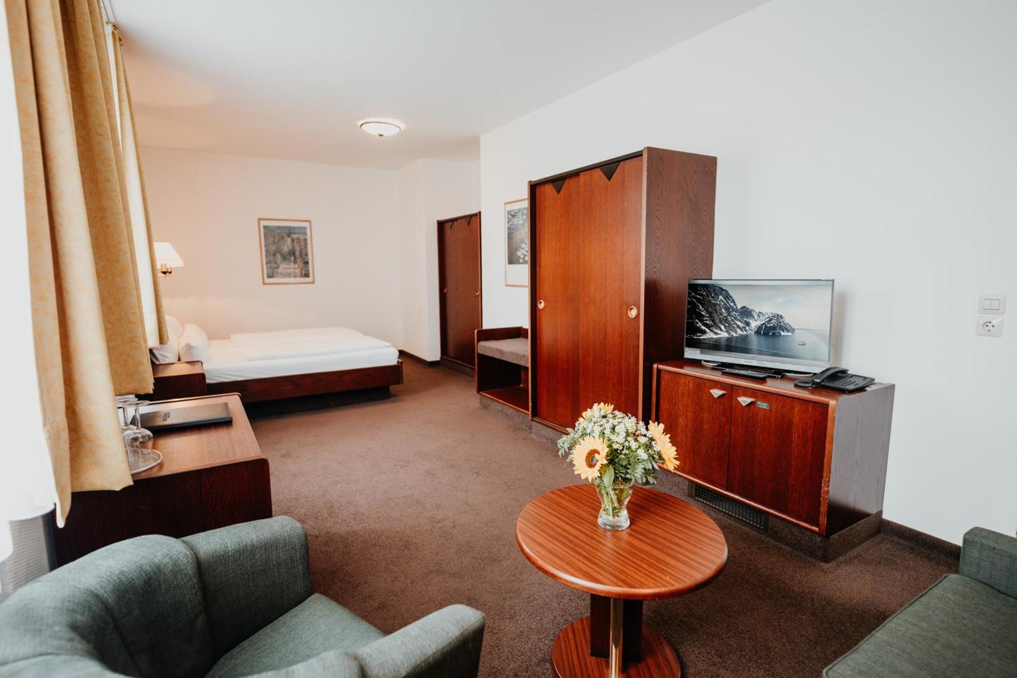 Sonnenhotel Hoher Hahn Schwarzenberg  Ngoại thất bức ảnh